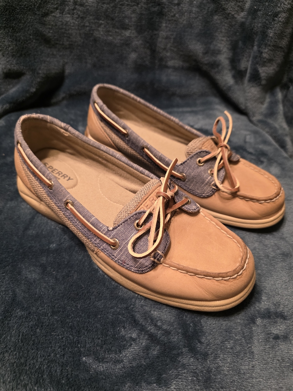 Sperry Women's Two-Tone Tan and Blue Boat Shoes